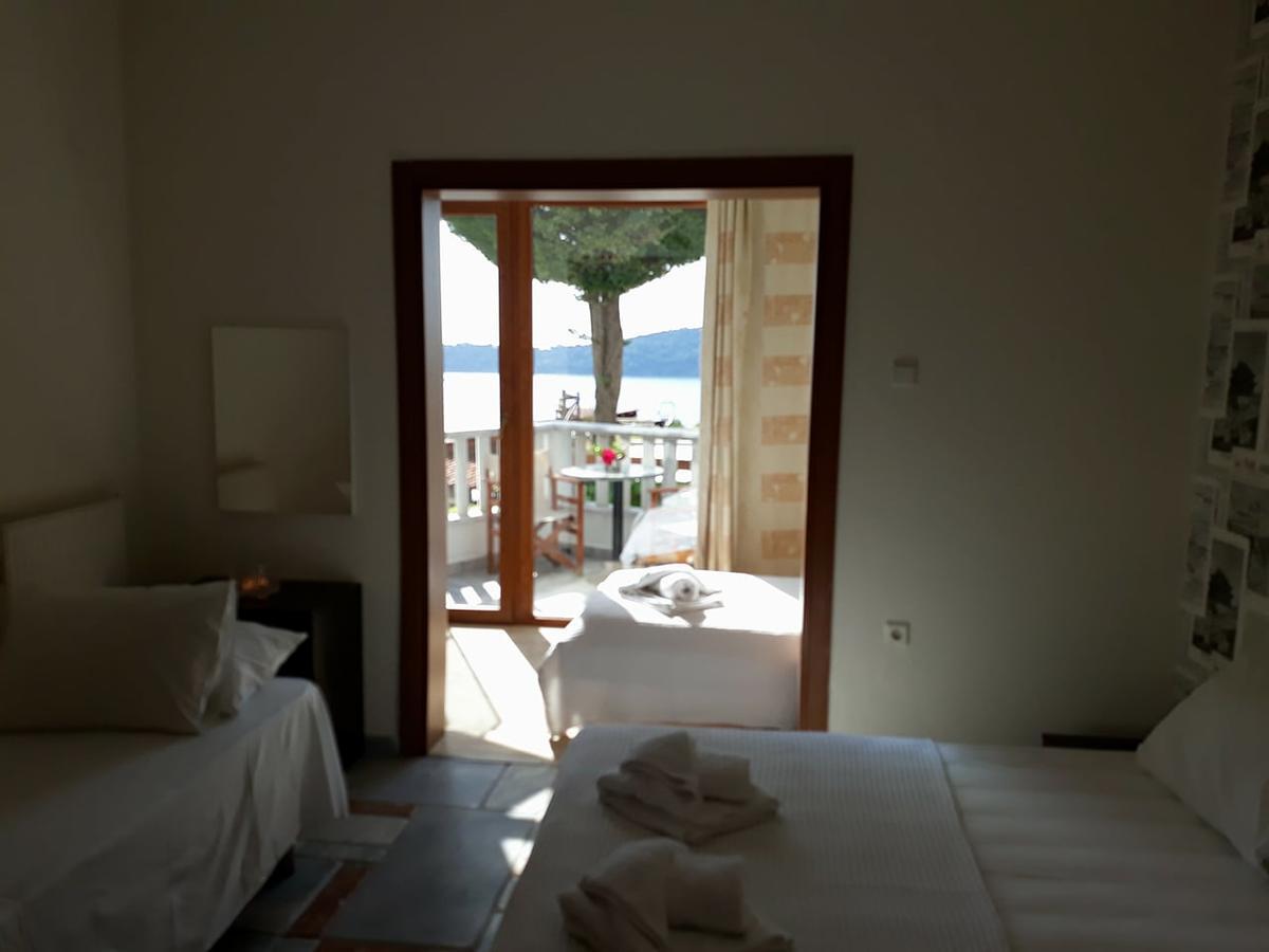 Kinira Beach Hotel Luaran gambar