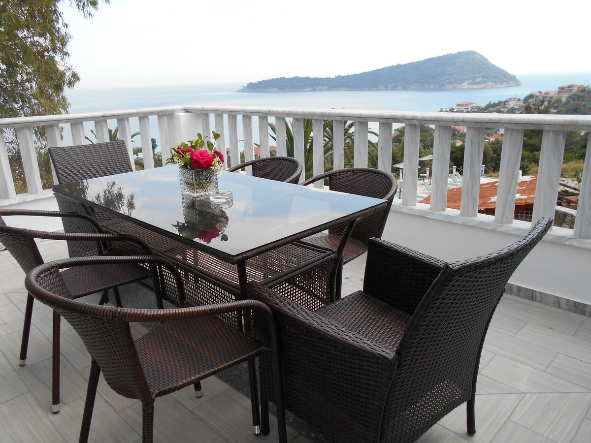 Kinira Beach Hotel Luaran gambar