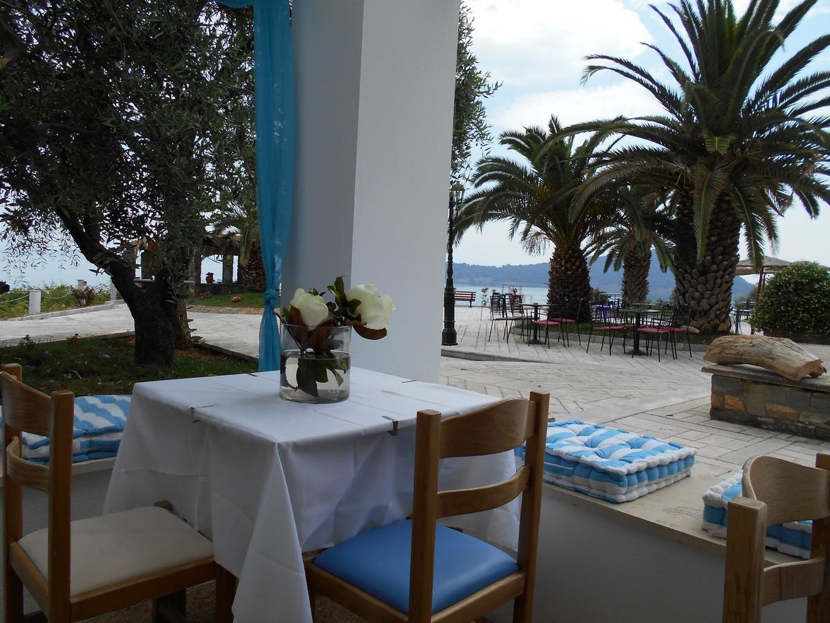 Kinira Beach Hotel Luaran gambar